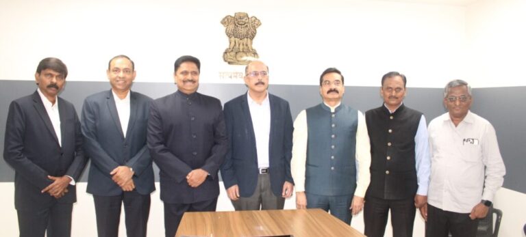 महाराष्ट्र लोकसेवा आयोगाचे नवीन सदस्य भुजबळ यांनी घेतली पद आणि गोपनीयतेची शपथ