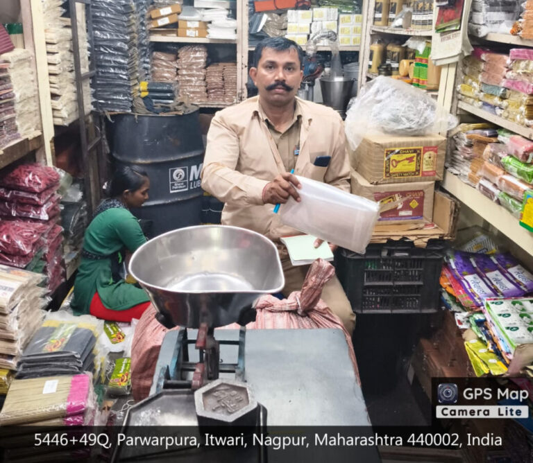 सार्वजनिक ठिकाणी अस्वच्छता पसरविणाऱ्या 36 प्रकरणांची नोंद  उपद्रव शोध पथकाची धडक कारवाई 