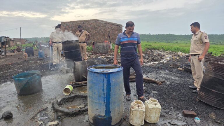नागपूर ग्रामीणमध्ये अवैध दारूविरोधात मोठी कारवाई; २७ गुन्हे दाखल, सुमारे ३ लाखांचा मुद्देमाल जप्त