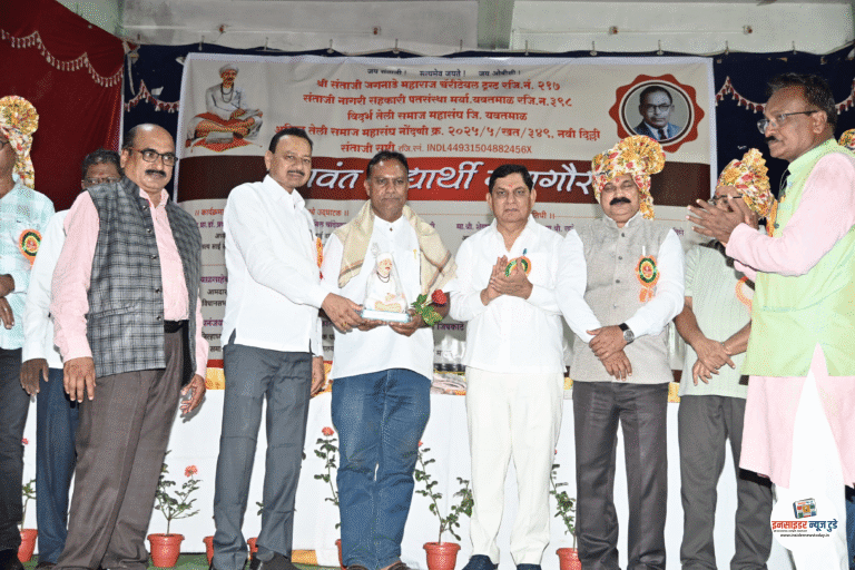 पत्रकार संजय सावरकर यांचा सत्कार