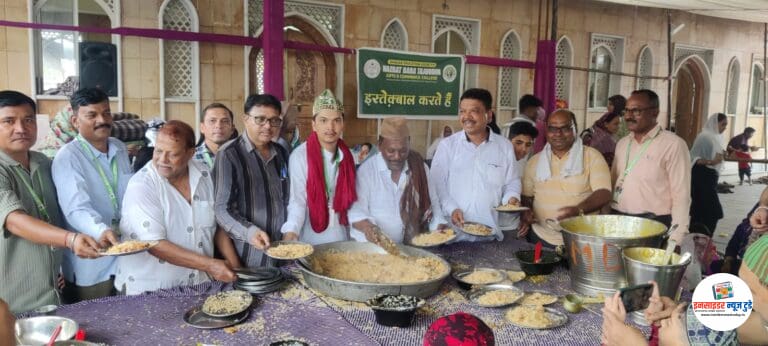 बाबा ताजुद्दीन (रह.) यांच्या १०३ व्या वार्षिक उर्सानिमित्त लंगर वाटप