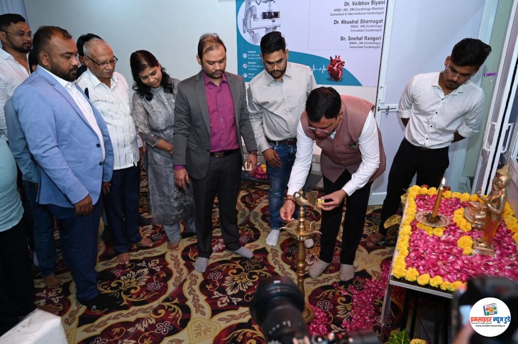 रिआन हाँस्पिटलमध्ये आधुनिक पद्धतीची आरोग्य सेवेचा शुभारंभ रिआन हाँस्पिटलमध्ये आधुनिक पद्धतीची आरोग्य सेवेचा शुभारंभ