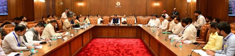 काटोल, नरखेड आणि मोवाड शहरातील पाणी पुरवठा योजनांना गती द्यावी – मुख्यमंत्री देवेंद्र फडणवीस यांचे निर्देश