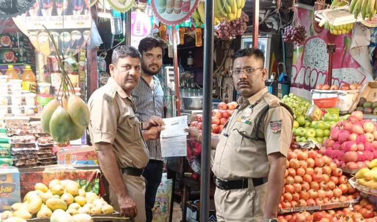 सार्वजनिक ठिकाणी अस्वच्छता पसरविणाऱ्या 66 प्रकरणांची नोंद  उपद्रव शोध पथकाची धडक कारवाई 