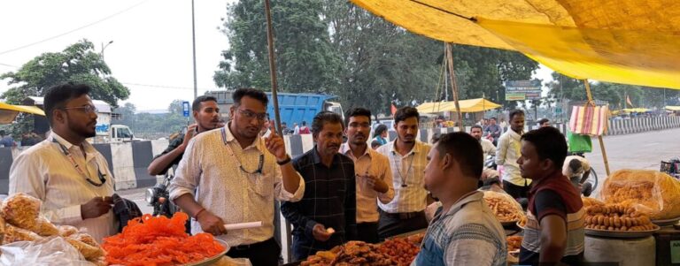 कन्हान पिपरी न.प. प्रशासनाचे आठवडी बाजारात प्लास्टिक वापरणाऱ्यावर कारवाई : 12 हजार रुपये दंड वसूल
