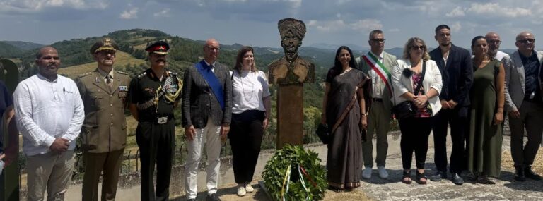 मॉन्टोन, इटली येथे नायक यशवंत घाडगे यांच्या कांस्य पुतळ्याचे भव्य अनावरण   