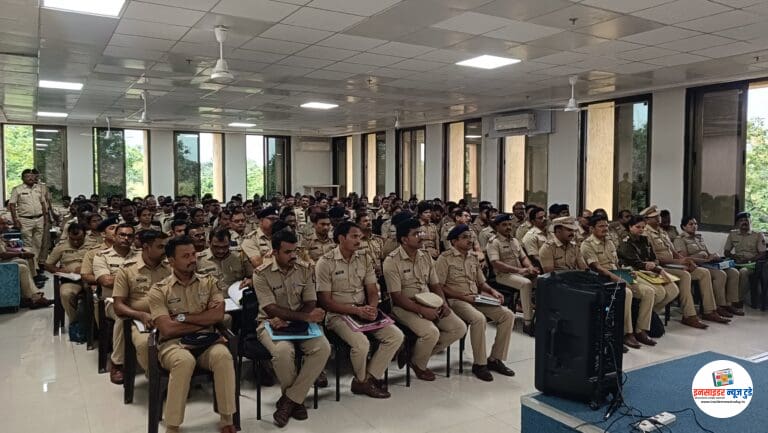 पोलीस अधीक्षक नागपूर ग्रामीण यांच्या अध्यक्षतेखाली बीट अधिकारी व अंमलदारांची बैठक