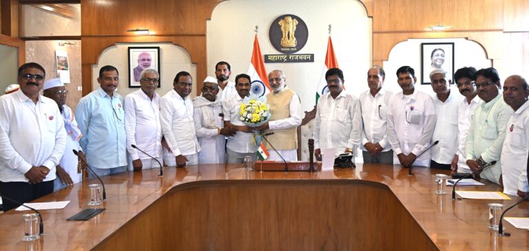 Water Resources Minister Radhakrishna Vikhe Patil along with a farmer delegation meets Governor