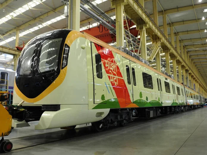 tn_in-nagpur-metro-crrcdalian-train-factory1