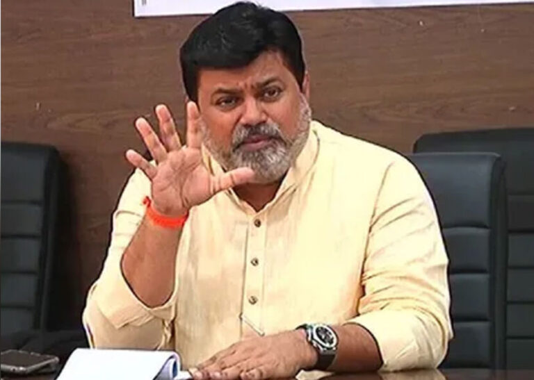मिठी नदी विकास प्रकल्पातील गैरव्यवहार प्रकरणी   विशेष तपास पथकाकडून चौकशी  – उद्योग मंत्री उदय सामंत