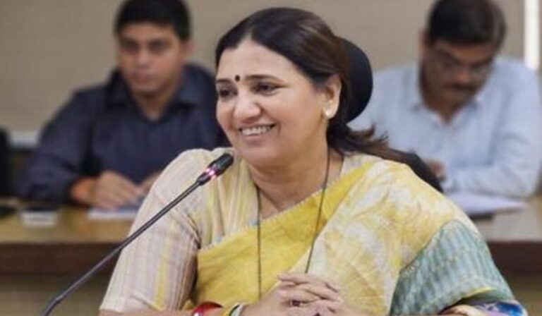 नागपूर शहरातील भूखंड ‘फ्री होल्ड’ करण्याबाबत शासन सकारात्मक  – नगरविकास राज्यमंत्री माधुरी मिसाळ