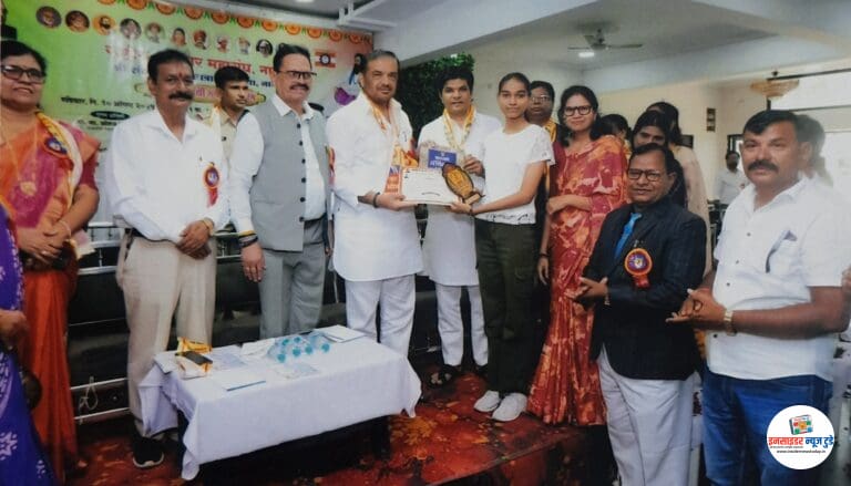 गुणवंत विद्यार्थी सत्कार संपन्न  राष्ट्रीय चर्मकार महासंघाच्या सदैव पाठीशी उभा राहणार- खासदार श्यामकुमार बर्वे