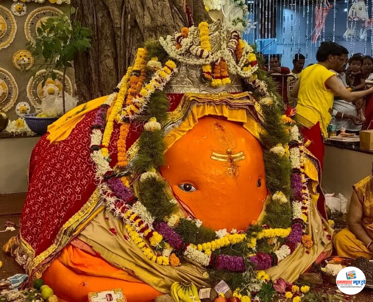 श्री गणेश मंदिर टेकडी तर्फे गणेशोत्सवा निमित्य सजावट व आकर्षक विद्युत रोषणाई