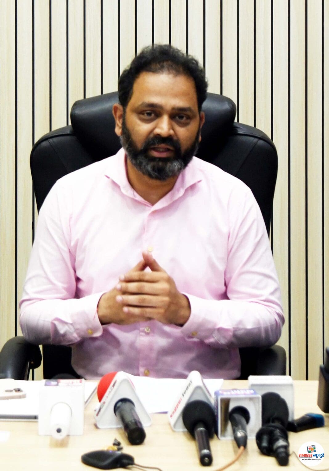 महसूलमंत्री तथा पालकमंत्री चंद्रशेखर बावनकुळे यांच्या मार्गदर्शनखाली महसूल सप्ताहानिमित्त विविध लोकाभिमुख उपक्रमाचे आयोजन महसूलमंत्री तथा पालकमंत्री चंद्रशेखर बावनकुळे यांच्या मार्गदर्शनखाली महसूल सप्ताहानिमित्त विविध लोकाभिमुख उपक्रमाचे आयोजन