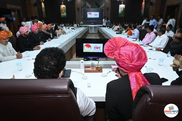 किसान समृद्धी प्रकल्पांमुळे महिला शेतकऱ्यांना उत्पादीत माल थेट बाजारपेठेत विकण्याची संधी मिळेल  – पालकमंत्री संजय राठोड