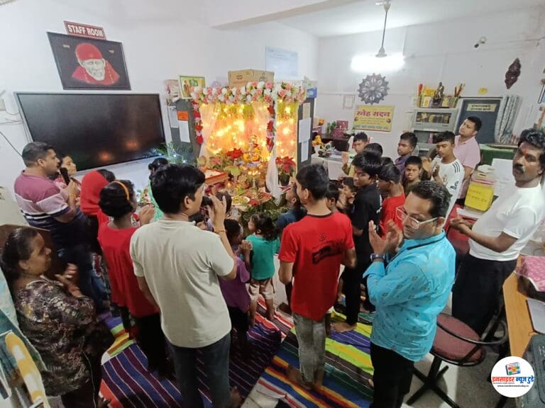 दिव्यांग मुलांच्या शाळेत श्री गणेश विराजमान..