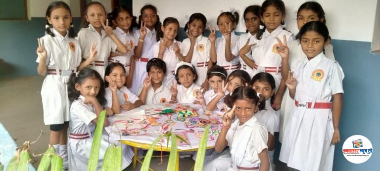 इवल्याशा राखीतून जन्म घेतील, वृक्षवेली, आमचे यंदा पर्यावरणाशी “रक्षाबंधन”