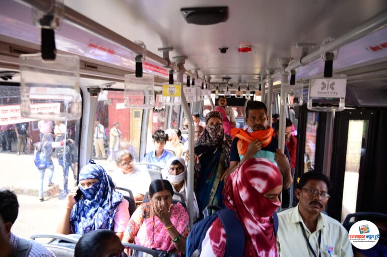 आपली बस सेवेचा आणखी एक नवा विक्रम  एका दिवसात १.६० लाखांहून अधिक प्रवाशांचा प्रवास