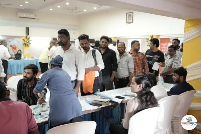 जागतिक छायाचित्रण दिन छायाचित्रकारांसाठी मोफत आरोग्य तपासणी शिबिराला प्रचंड प्रतिसाद