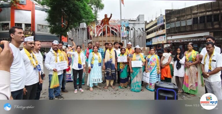 आम आदमी पार्टी नागपूर तर्फे “वोट चोर, गद्दी छोड़” आंदोलन