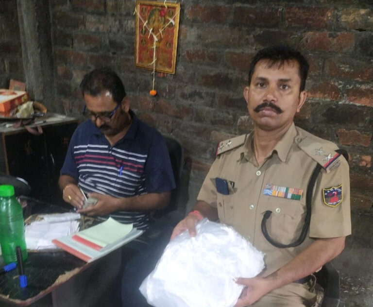 सार्वजनिक ठिकाणी अस्वच्छता पसरविणाऱ्या 89 प्रकरणांची नोंद  उपद्रव शोध पथकाची धडक कारवाई 