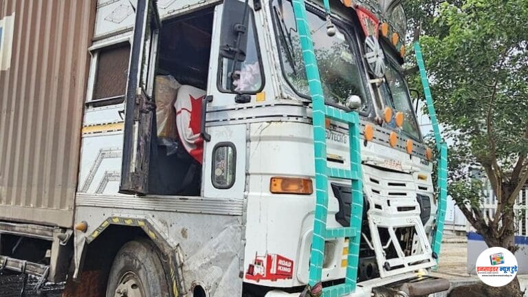 बीडमध्ये भीषण अपघात; पायी देवदर्शनाला जाणाऱ्या सहा जणांचा कंटेनरखाली चिरडून मृत्यू