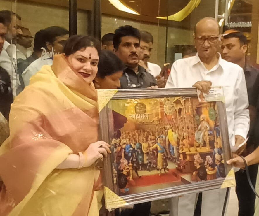 नागपुर में शरद पवार का स्वागत एवं स्मृति चिन्ह भेंट नागपुर में शरद पवार का स्वागत एवं स्मृति चिन्ह भेंट