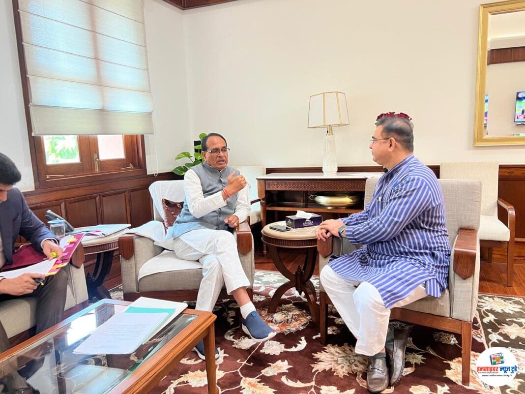 शेतकऱ्यांचे हित आणि एपीएमसी आधुनिकीकरणासाठी केंद्र-राज्य मंत्र्यांची उच्चस्तरीय बैठक घ्यावी शेतकऱ्यांचे हित आणि एपीएमसी आधुनिकीकरणासाठी केंद्र-राज्य मंत्र्यांची उच्चस्तरीय बैठक घ्यावी