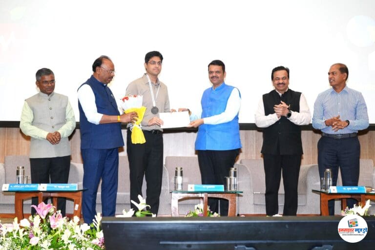 ‘संपूर्णता’ अभियानातील कामगिरीसाठी गडचिरोली जिल्ह्याला ‘ब्रॉंझ’ पदक  अहेरी व भामरागड तालुक्यांनाही ‘ब्रॉंझ’