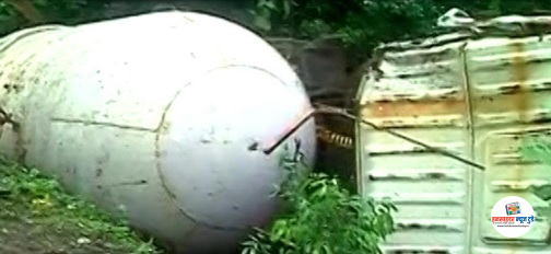 मुंबई गोवा महामार्गावरील गॅस टँकर उलटण्याच्या दुर्घटनेत जीवितहानी नाही  – सार्वजनिक बांधकाम विभागाच्यावतीने खुलासा   