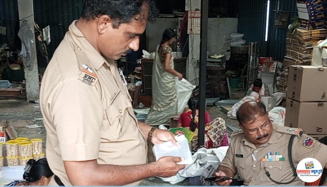 सार्वजनिक ठिकाणी अस्वच्छता पसरविणाऱ्या 26 प्रकरणांची नोंद उपद्रव शोध पथकाची धडक कारवाई सार्वजनिक ठिकाणी अस्वच्छता पसरविणाऱ्या 26 प्रकरणांची नोंद उपद्रव शोध पथकाची धडक कारवाई