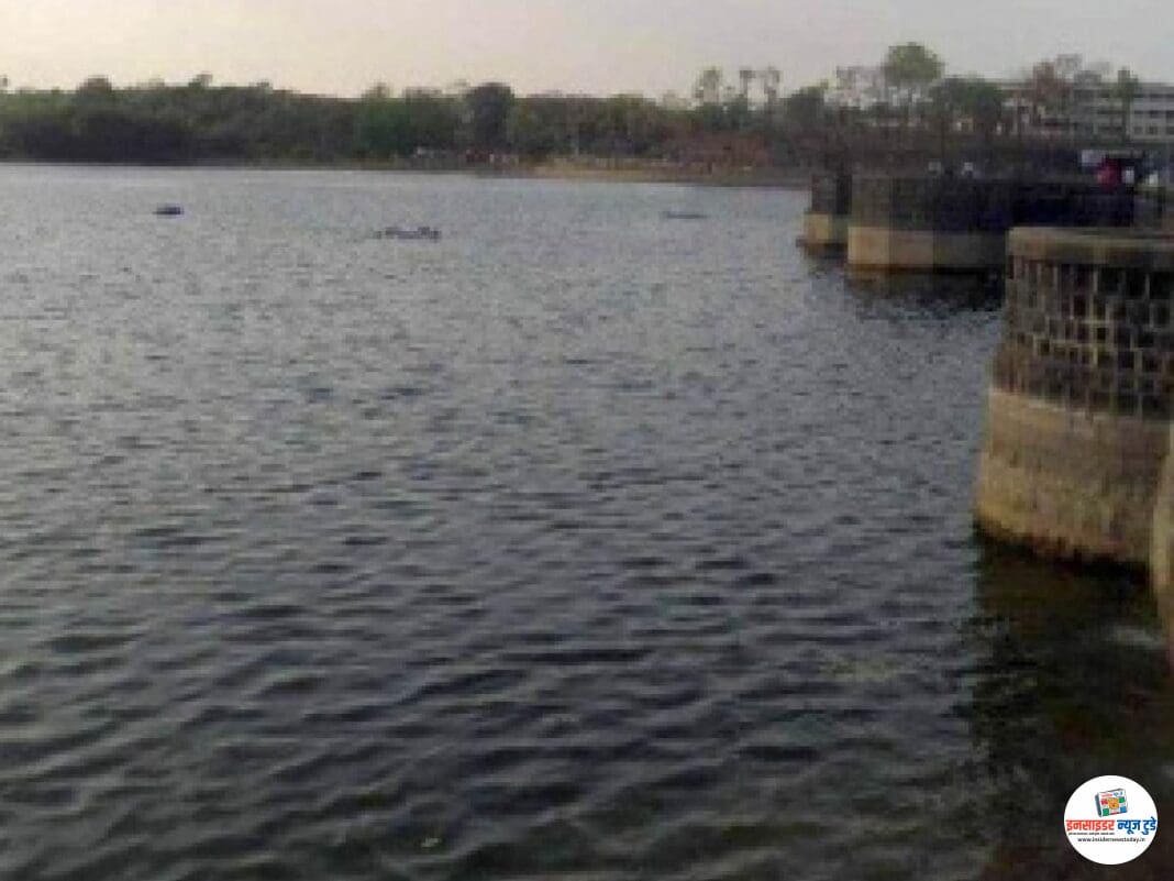 फुटाळा तलावात आढळला अज्ञात व्यक्तीचा मृतदेह फुटाळा तलावात आढळला अज्ञात व्यक्तीचा मृतदेह