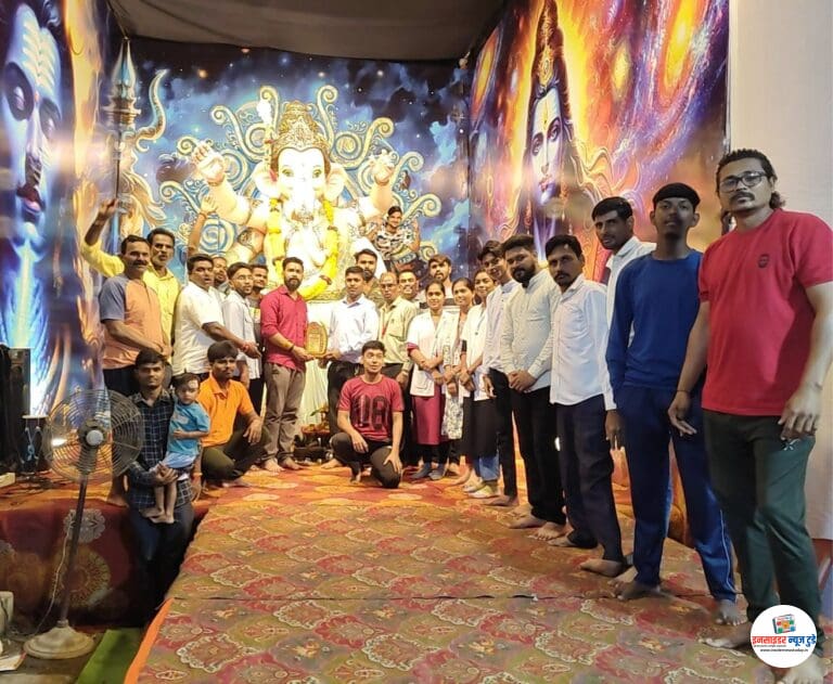 37 रक्तदात्यांनी केले स्वेच्छेने रक्तदान