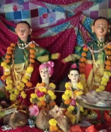 खात येथे महालक्ष्मीची स्थापना