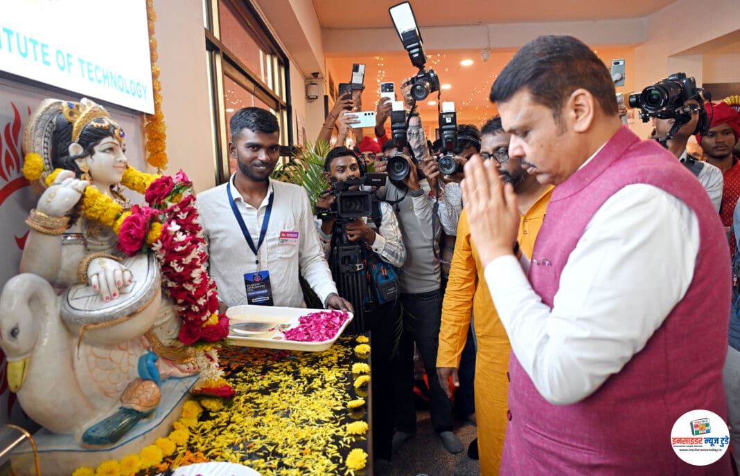 DSC_1222 मा. मुख्यमंत्री गणेश दर्शन झुलेलाल कालेज भेट