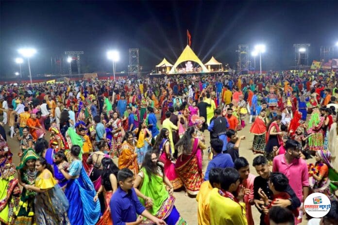 Navratri-festival_copy_800x533