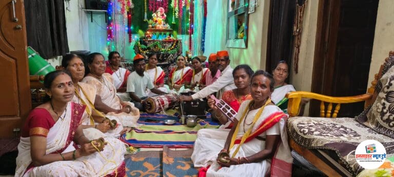 घोगरा गावात आदिवासी भजन मंडळाची कार्यकारिणी स्थापन