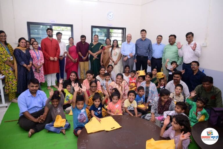 लहान मुलांकरिता सदर येथे मनपाच्या इंग्रजी शाळा सुरू   शाळेला पहिल्या दिवशी विद्यार्थ्यांचा उत्तम प्रतिसाद