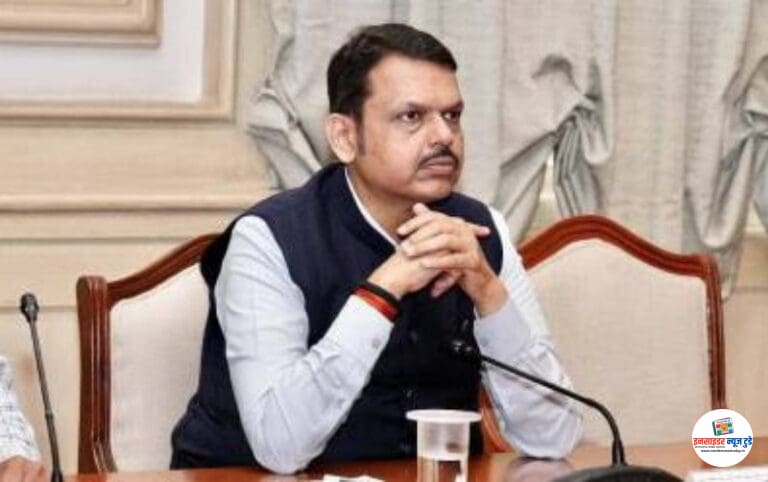 धर्मेंद्र प्रधान यांचा राजीनामा, देवेंद्र फडणवीस तातडीने दिल्लीला रवाना, घडामोडींना वेग