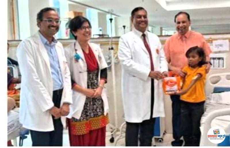 दीपावली साजरीकरण – एआयआयएमएस नागपूरच्या बालरोग विभागातील लहान देवदूतांसोबत दीपावली साजरीकरण – एआयआयएमएस नागपूरच्या बालरोग विभागातील लहान देवदूतांसोबत