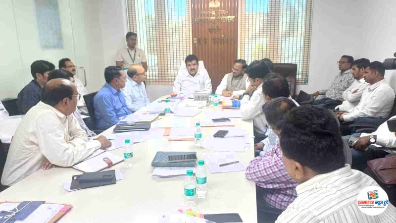 अमरावती आणि यवतमाळ जिल्ह्यातील बंधाऱ्यांच्या दुरुस्तीस प्राधान्य द्यावे – मृद व जलसंधारण मंत्री संजय राठोड अमरावती आणि यवतमाळ जिल्ह्यातील बंधाऱ्यांच्या दुरुस्तीस प्राधान्य द्यावे – मृद व जलसंधारण मंत्री संजय राठोड