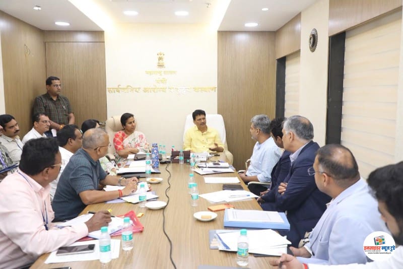 राज्यातील सर्व रुग्णवाहिकांचे एकत्रित नेटवर्क, संचलन व मॉनिटरिंग करण्याचा प्रस्ताव विचाराधीन – सार्वजनिक आरोग्य व कुटुंब कल्याण मंत्री प्रकाश आबिटकर राज्यातील सर्व रुग्णवाहिकांचे एकत्रित नेटवर्क, संचलन व मॉनिटरिंग करण्याचा प्रस्ताव विचाराधीन – सार्वजनिक आरोग्य व कुटुंब कल्याण मंत्री प्रकाश आबिटकर