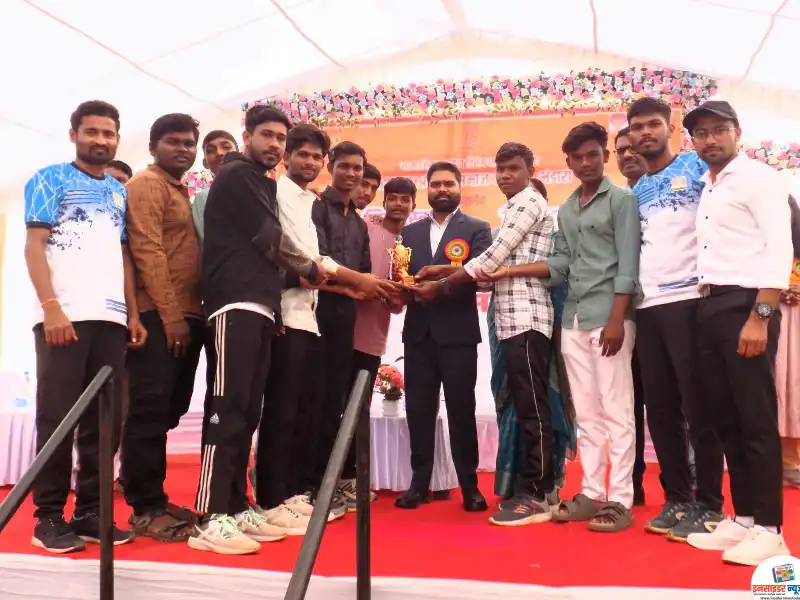 समाज कल्याण विभागाच्या निवासी शाळेत विद्यार्थ्यांचा सांस्कृतिक व क्रीडा महोत्सव उत्साहात समाज कल्याण विभागाच्या निवासी शाळेत विद्यार्थ्यांचा सांस्कृतिक व क्रीडा महोत्सव उत्साहात