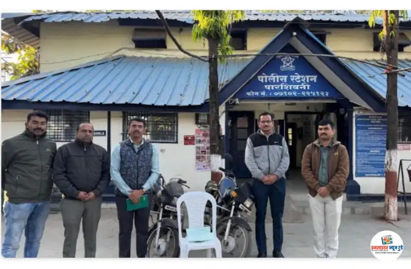 दरोडा टाकणाऱ्या आरोपीतांना अवघ्या १२ तासात केले निष्पन्न. २ गुन्हे उघड, ७ आरोपी अटक दरोडा टाकणाऱ्या आरोपीतांना अवघ्या १२ तासात केले निष्पन्न. २ गुन्हे उघड, ७ आरोपी अटक