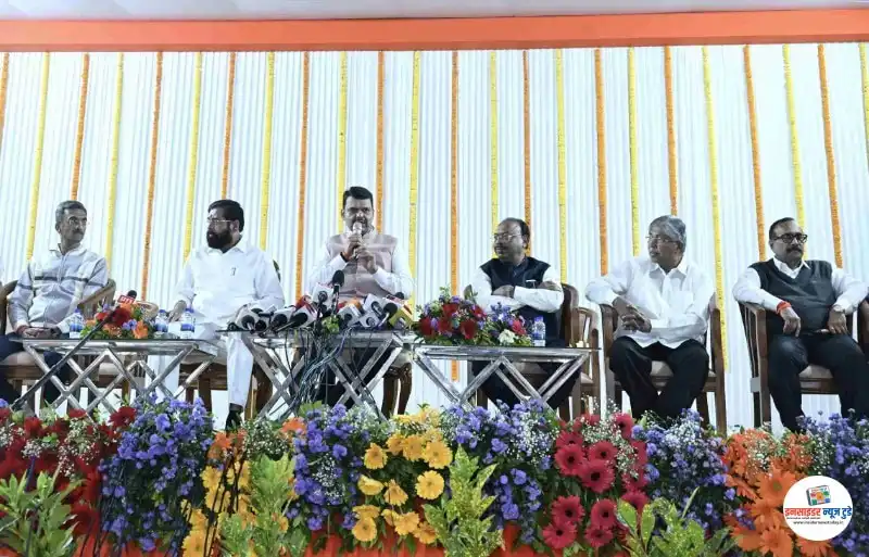 मा.मुख्यमंत्रीयांचीहिवाळीअधिवेशनाच्यापूर्वसंध्येलापत्रकारपरिषद2_copy_800x513