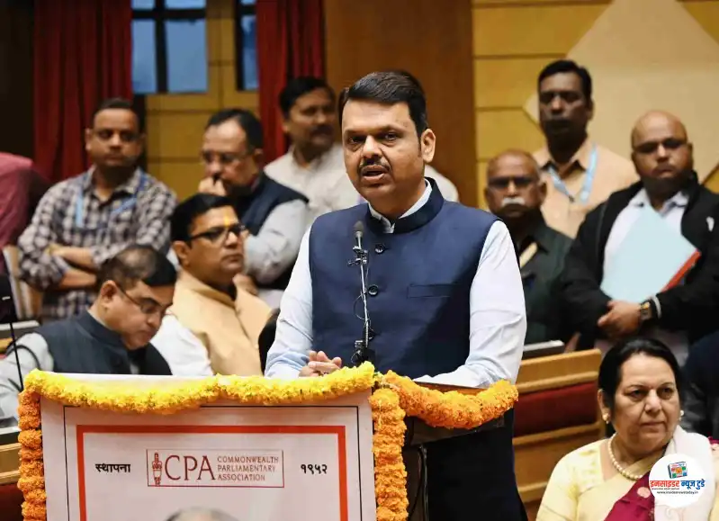 विधानभवनयेथे५१व्यासंसदीयअभ्यासवर्गाचेमा.मुख्यमंत्रीयांच्याहस्तेउद्घाटन4_copy_800x579