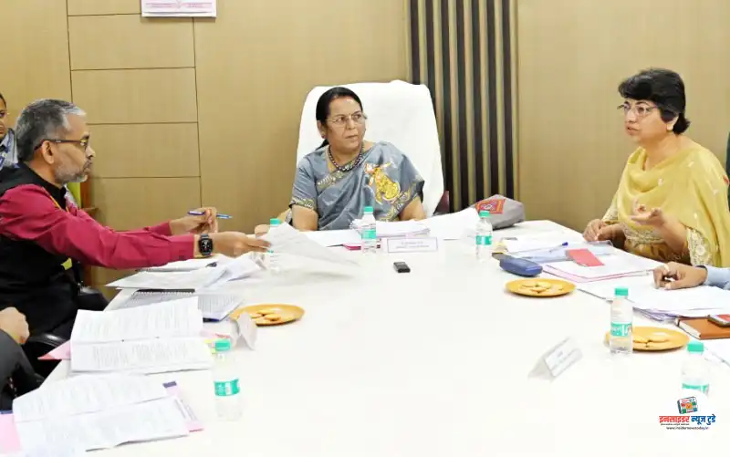सर्वकलमांचीसखोलछाननीकरूनकाळानुरूपबदलवसुयोग्य(2)_copy_800x501