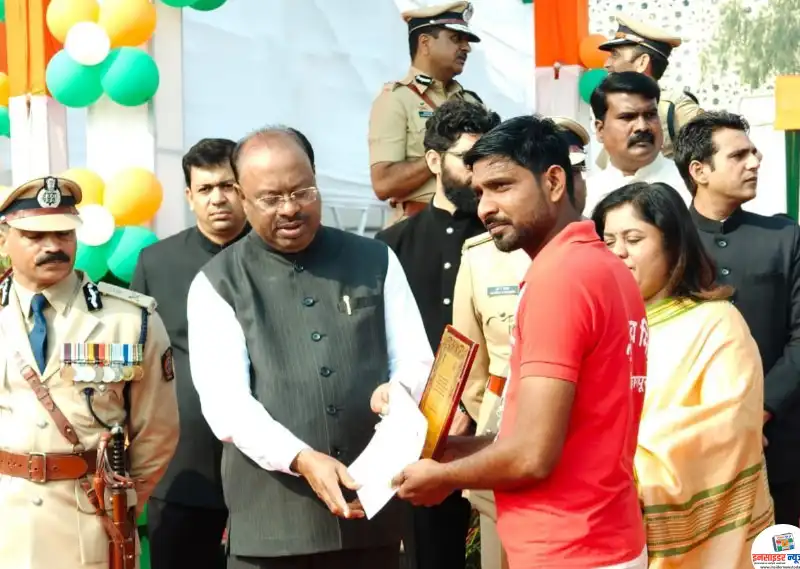 1000952590_copy_800x569