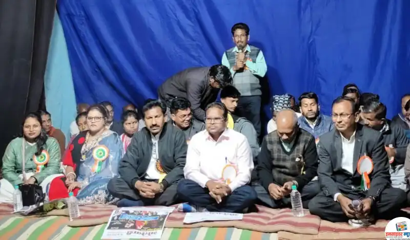 गोलेवाडीत ‘ब्रह्मराक्षस’ नाटकाला रसिकांचा उदंड प्रतिसाद; दिग्गज मान्यवरांची उपस्थिती गोलेवाडीत ‘ब्रह्मराक्षस’ नाटकाला रसिकांचा उदंड प्रतिसाद; दिग्गज मान्यवरांची उपस्थिती