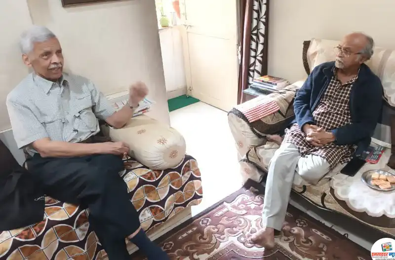 कर्नल डॉ. नारायण देशमुख यांनी लिहिते राहावे – डॉ. श्रीपाद जोशी कर्नल डॉ. नारायण देशमुख यांनी लिहिते राहावे – डॉ. श्रीपाद जोशी